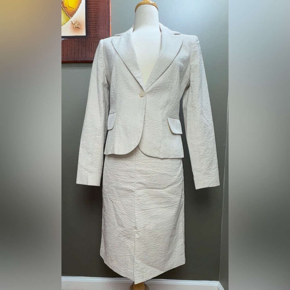Harve Bernard Size 4 Skirt Suit Blazer Cotton Beige Cream Gold Lined Business